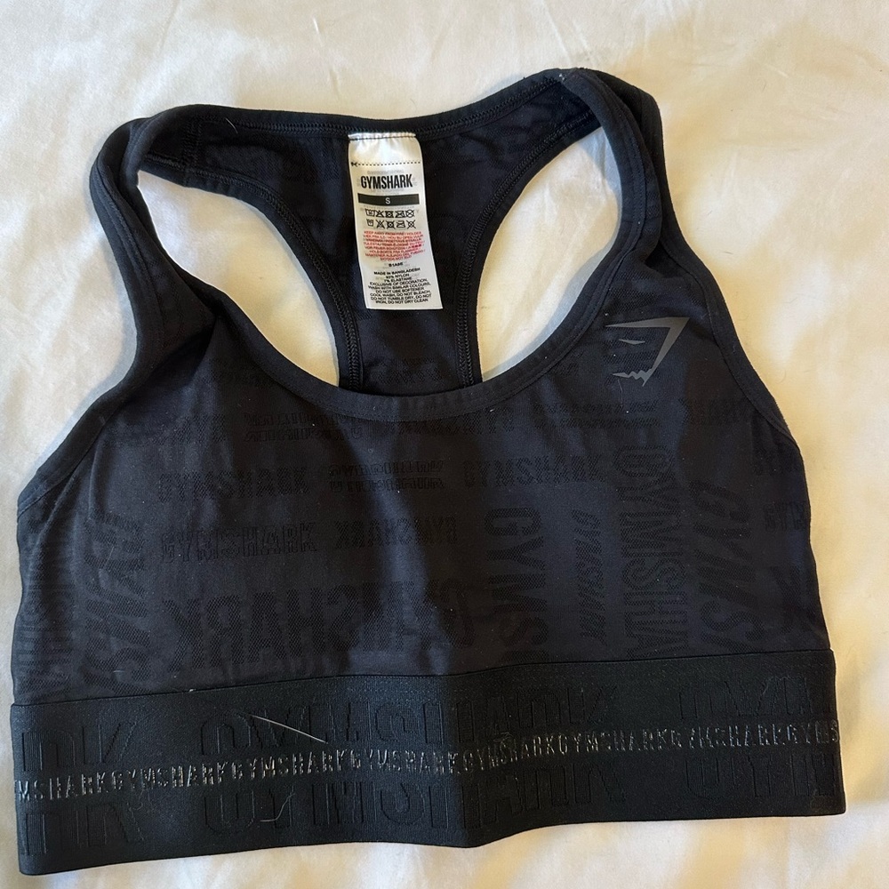 Black Gymshark sports bra